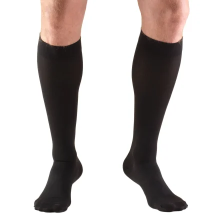 MEDIAS CLÁSICAS UNISEX HASTA LA RODILLA BANDA SUAVE 15-20 mmHg